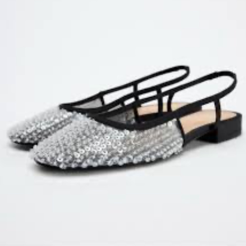 Elegant Silver Sequin Slingback Flats shoes. Size 7.5